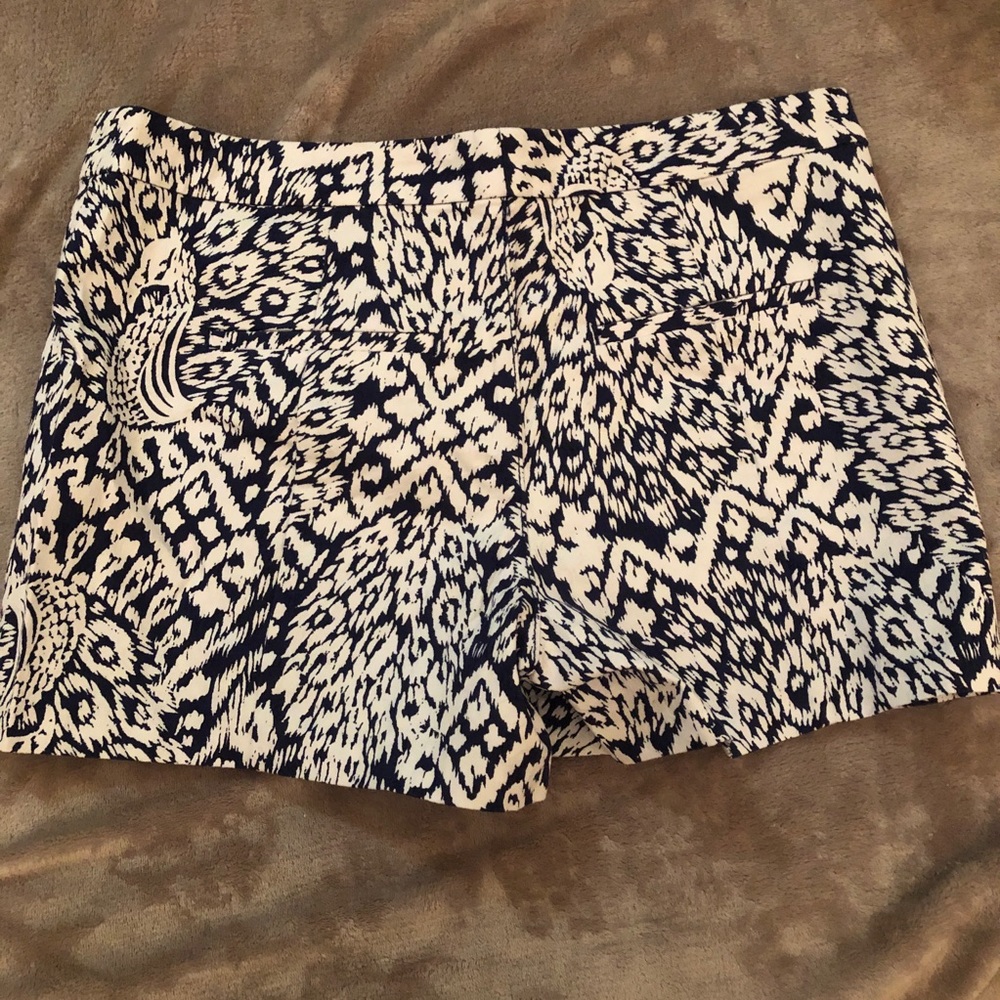 LAST CHANCE💕NWT Lilly 5” Kelly stretch short - Picture 4 of 5